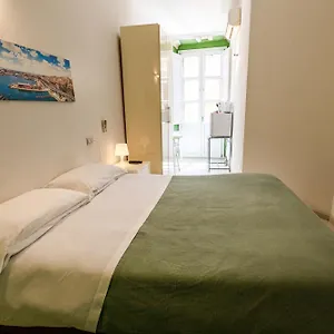  Gasthof Onlyrooms Ii - Old Town & Typical Food Italien